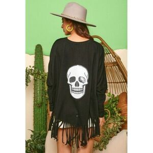 SALE! Fantastic Fawn Black Fringe Back Skull Graphic Print Top S-L IFKT34218-01